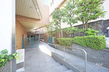 エントランスアプローチ