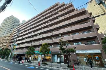 藤和シティホームズ荻窪駅前の外観（南東側から）