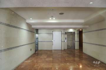 エントランスホール