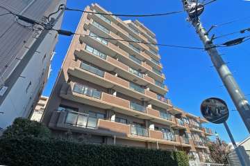 ファミール荻窪の外観（南西側から）