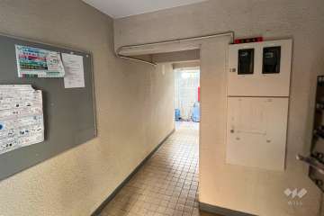 エントランスホール