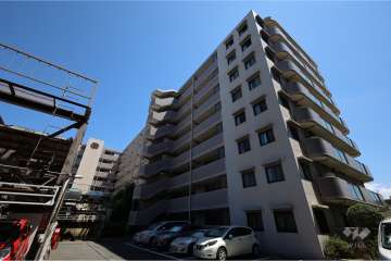 エンゼルハイムパークステージ2番館の外観（北西側から）