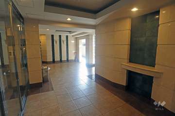 エントランスホール