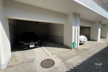 敷地内駐車場（屋内平面式）