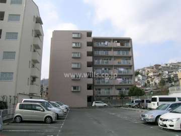 コンドミニアム丸の内の外観（東側から）