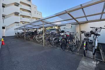 駐輪場（屋根付き）