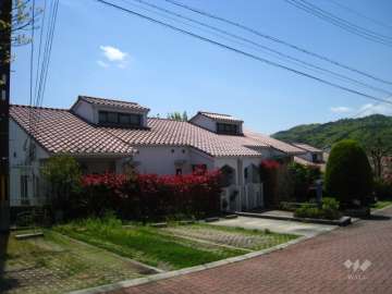 移瀬ガーデン弐番街の外観 （Ｅ-17、18棟西側から）