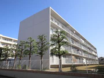 清和台サニーハイツの外観（南西側から）