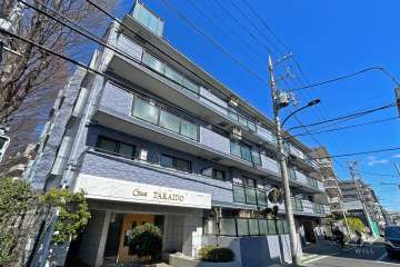 セザール高井戸の外観（南西側から）