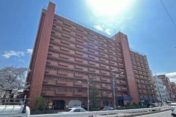 高井戸永谷マンションの外観（北西側から）