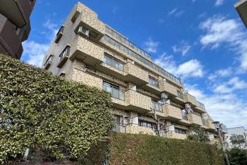 藤和高井戸コープの外観（南東側から）