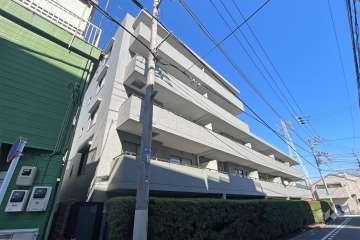 藤和シティホームズ高井戸東の外観（南西側から）