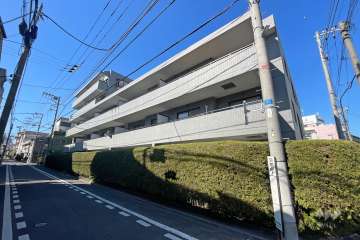 藤和シティホームズ高井戸東の外観（南東側から）