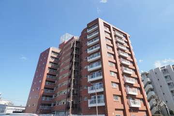 ドムス高井戸の外観（南西側から）