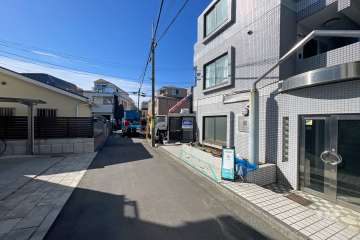 敷地東側の前面道路　