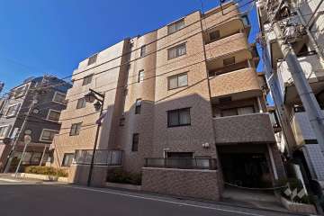 ライオンズマンション杉並高円寺の外観（南東側から）