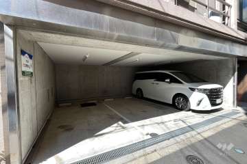 敷地内駐車場（屋内平面式）