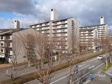 栄南団地の全景