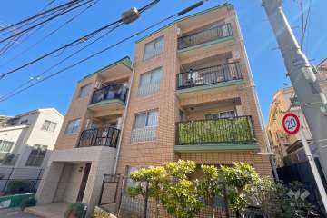 ジェイパーク東高円寺蚕糸の森公園の外観（南西側から）