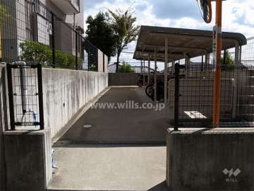 駐輪場、バイク置き場