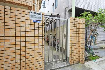 駐輪場の出入口