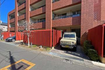 敷地内駐車場（屋外平面式）