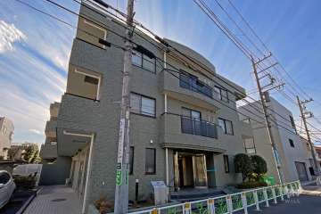 グランヴェール高円寺イーストの外観（北東側から）