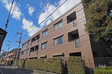 アールヴェール荻窪北の外観（南東側から）