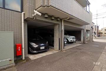 敷地内駐車場（屋内平面式）