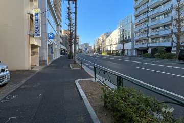 敷地南西側の前面道路　