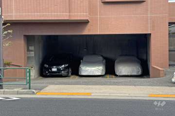 敷地内駐車場（屋内平面式）