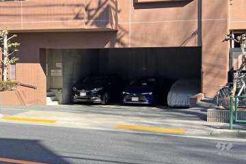 敷地内駐車場（屋内平面式）