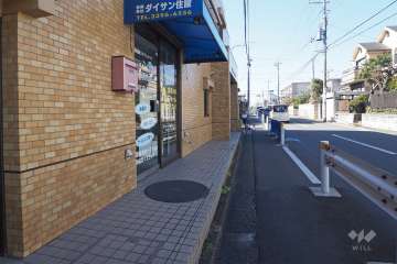 敷地北側の前面道路