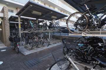 駐輪場（屋根付き）