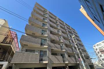 エクセルシオール荻窪の外観（南側から）