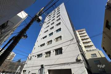 西荻国際第一マンションの外観（南西側から）