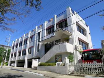 隣接してめぐみ幼稚園があります。