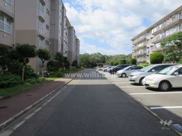 敷地内駐車場（屋外平面式）