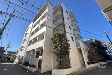 サーラ・コモド八幡山ヴェローナの外観（北東側から）