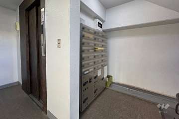 宅配ボックスと共用ポスト