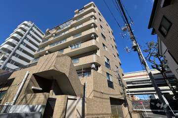 ベルシャトゥ上高井戸の外観（南東側から）