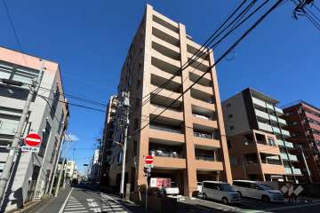 芦花公園ハイツの外観（南西側から）.