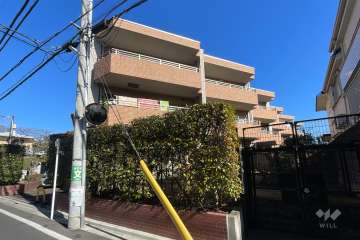 ファミールレジデンシア南阿佐ヶ谷の外観（南東側から）