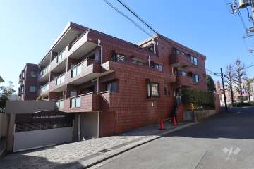 ライオンズガーデン浜田山の外観(北東側から)