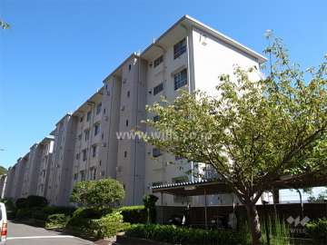 中山五月台住宅12号棟の外観（北西側から）