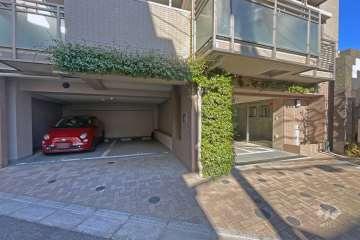 敷地内駐車場（屋外平面式）