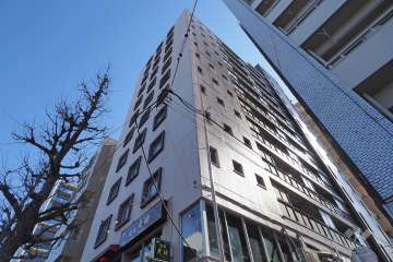 阿佐ヶ谷陵雲閣マンションの外観（北西側から）