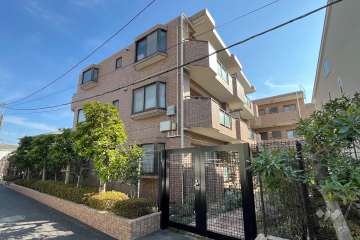 朝日クレスパリオ南阿佐谷の外観（北西側から）