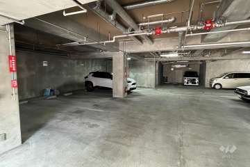 敷地内駐車場（屋内平面式）