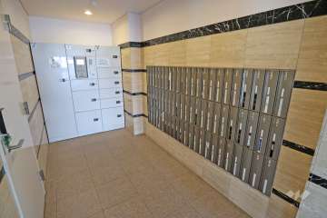 共用ポストと宅配ボックス